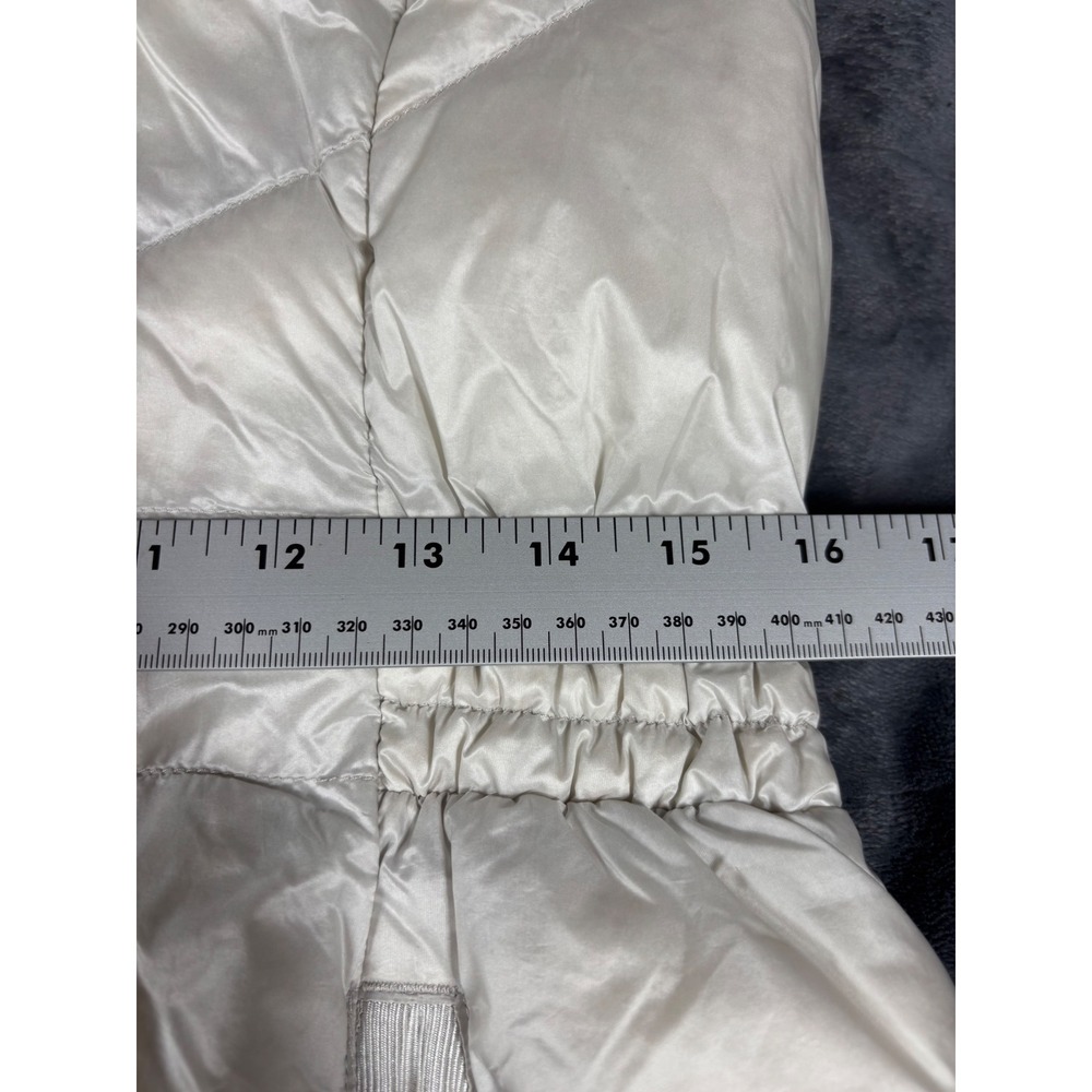 Athleta Womens Pearl White Quilted Puffer Vest Cinched Waist Full Zip Medium - Picture 4 of 8